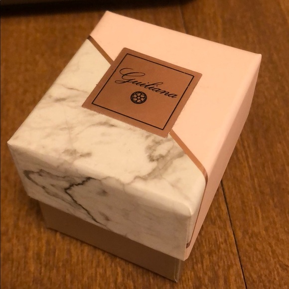 🙏🏼 Sterling silver Mother Mary Necklace by Guiliana - Picture 5 of 13